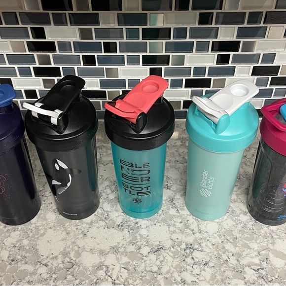 Blender Bottle Shaker Bottle Set - Picture 7 of 9